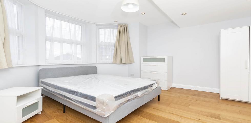 Modern House Caddington Road, Cricklewood